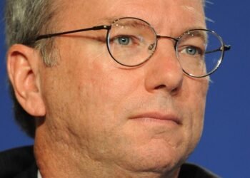 Ex-Google CEO Eric Schmidt: AI that is ‘as smart as the smartest artist’ will be here in 3 to 5 years