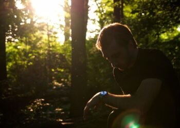 Tips for making MIDI piano sound real: UOAK shares advice for producers