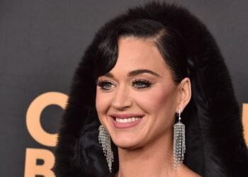 Carlyle nears $464m bond sale backed by music rights from Litmus portfolio (report)