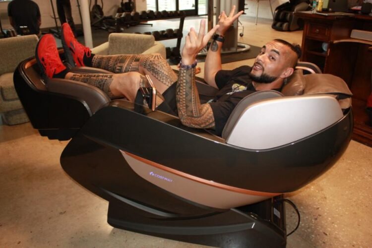 Our Experts Test the Best Massage Chairs (2025) Our Experts Test the Best Massage Chairs (2025)