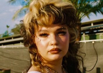 SOUND FIST: LOLA YOUNG – ONE THING