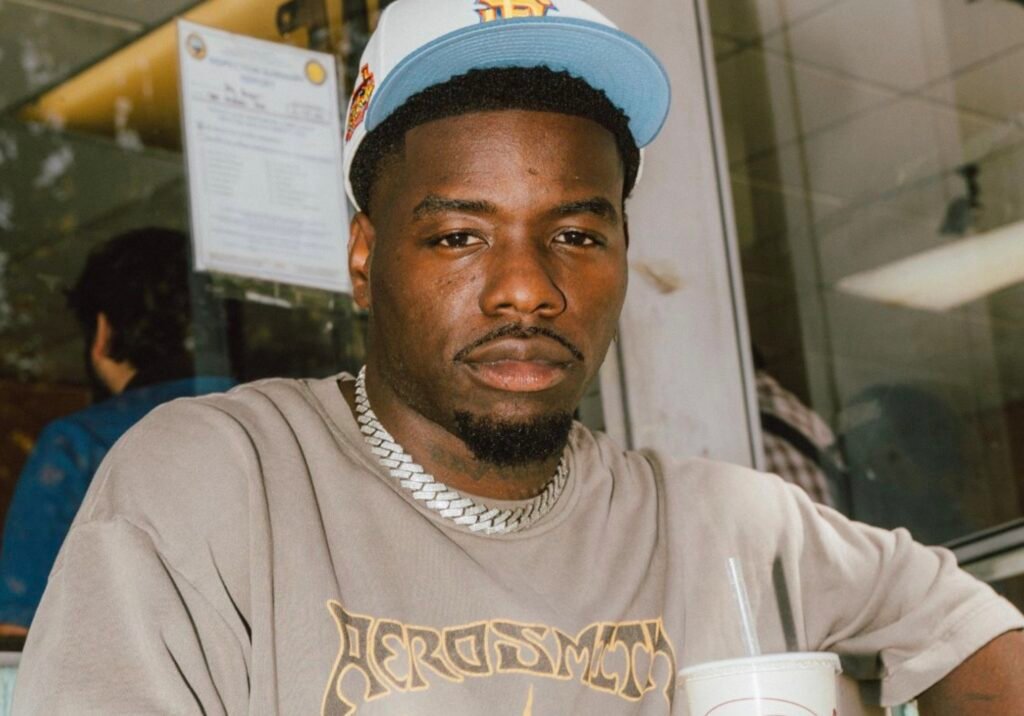 Ray Vaughn Releases Joey Bada$$ Diss Track ‘Hoe Era’ — Listen Ray Vaughn Releases Joey Bada$$ Diss Track ‘Hoe Era’ — Listen