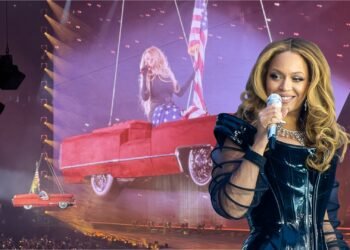 Beyoncé Handles Potentially Dangerous Flying Car Malfunction During ‘Cowboy Carter’ Houston Concert
