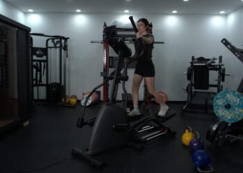 Expert-Tested: YOSUDA Dolphin Elliptical Review (2025)