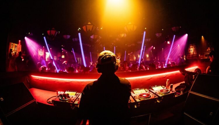 How Notre Dame uses Battery to shape drum-driven emotion in his tracks