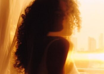 SOUND FIST: OLIVIA DEAN – NICE TO EACH OTHER