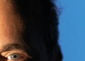 SOUND FIST: THE SUPERMEN LOVERS & ONEREPUBLIC