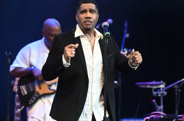 Atlantic Starr Singer Dies at 68