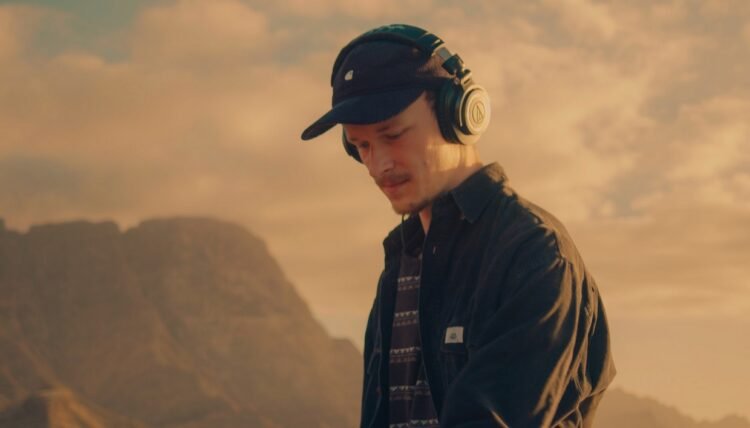 Fejká explains how Kontakt helped capture the mood of the Canary Islands Fejká explains how Kontakt helped capture the mood of the Canary Islands