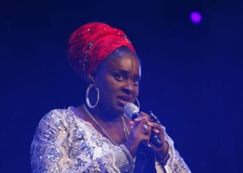 Loose Ends Singer Awaits Bail Decision In Battle With ICE