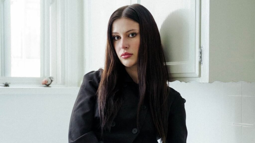 Mom+Pop names Zoe Barton EVP of Digital, Viral, Commerce & Marketing