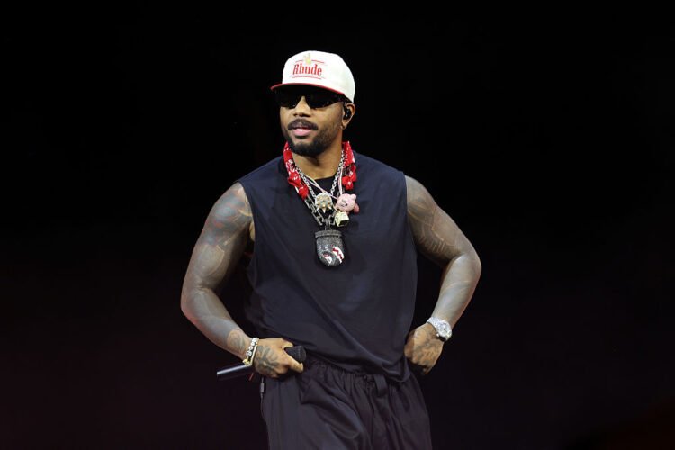 Bryson Tiller Reveals Why He Didn’t Sign With OVO Records, Says He’s Ready To Leave The Industry To Pursue Video Game Design Bryson Tiller Reveals Why He Didn’t Sign With OVO Records, Says He’s Ready To Leave The Industry To Pursue Video Game Design