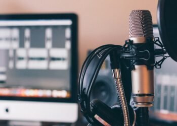 10 quick tips on building your own recording studio