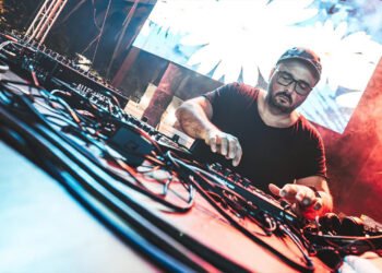 Why Fernando Lagreca’s workflow balances presets and play Why Fernando Lagreca’s workflow balances presets and play