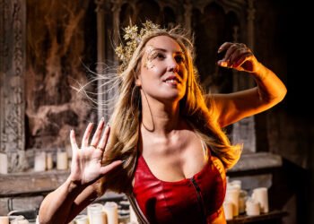 Ruth Royall breaks down her vocal-first mastering workflow with Ozone