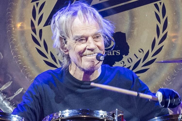 Frank Beard Set to Return to ZZ Top After Second 2025 Absence Frank Beard Set to Return to ZZ Top After Second 2025 Absence