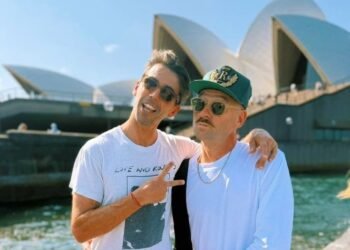 YOLANDA BE COOL – NOW LISTEN