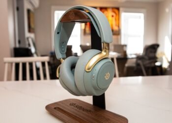 SteelSeries Arctis Nova Elite Review: Worth Every Penny! SteelSeries Arctis Nova Elite Review: Worth Every Penny!