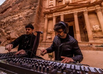 Maschine as a creative anchor in Bedouin’s production workflow