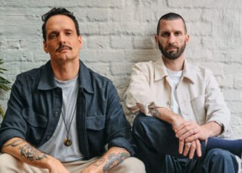 The role of compression in Dam Swindle’s emotional tone and groove