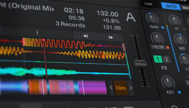 Beyond four-on-the-floor: mixing with the Pattern Player in Traktor Pro 4 Beyond four-on-the-floor: mixing with the Pattern Player in Traktor Pro 4
