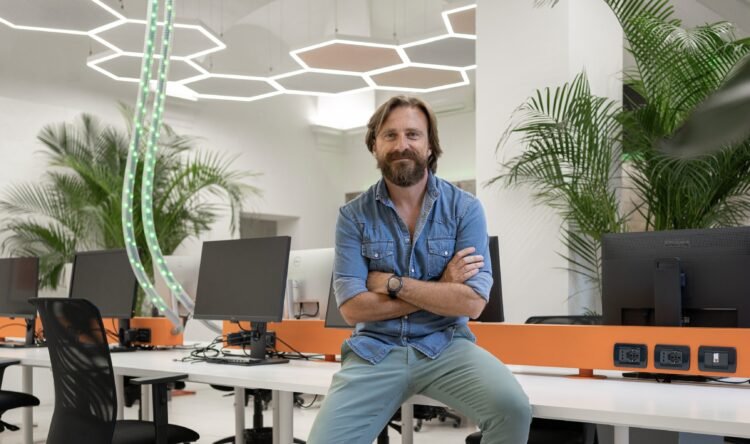 Major music publishers ink AI licensing deals with lyrics and music data company Musixmatch Major music publishers ink AI licensing deals with lyrics and music data company Musixmatch