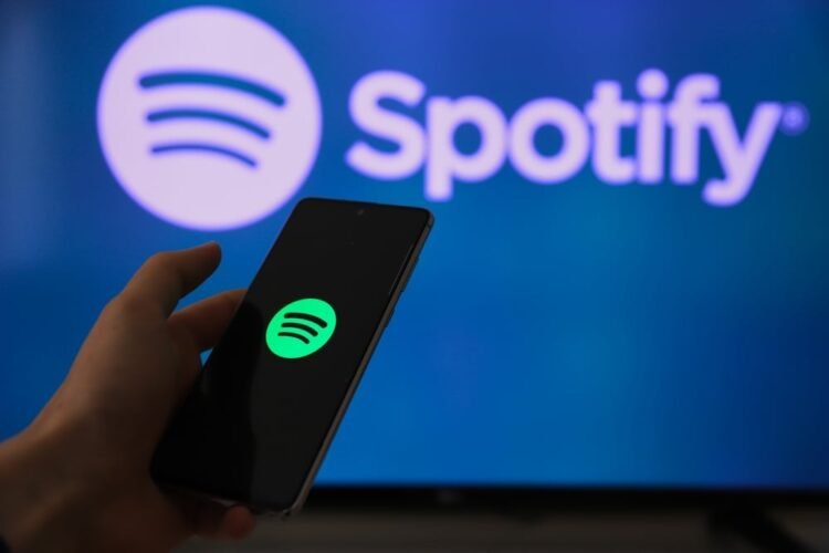 Spotify holds a patent for tech that can generate song mashups Spotify holds a patent for tech that can generate song mashups