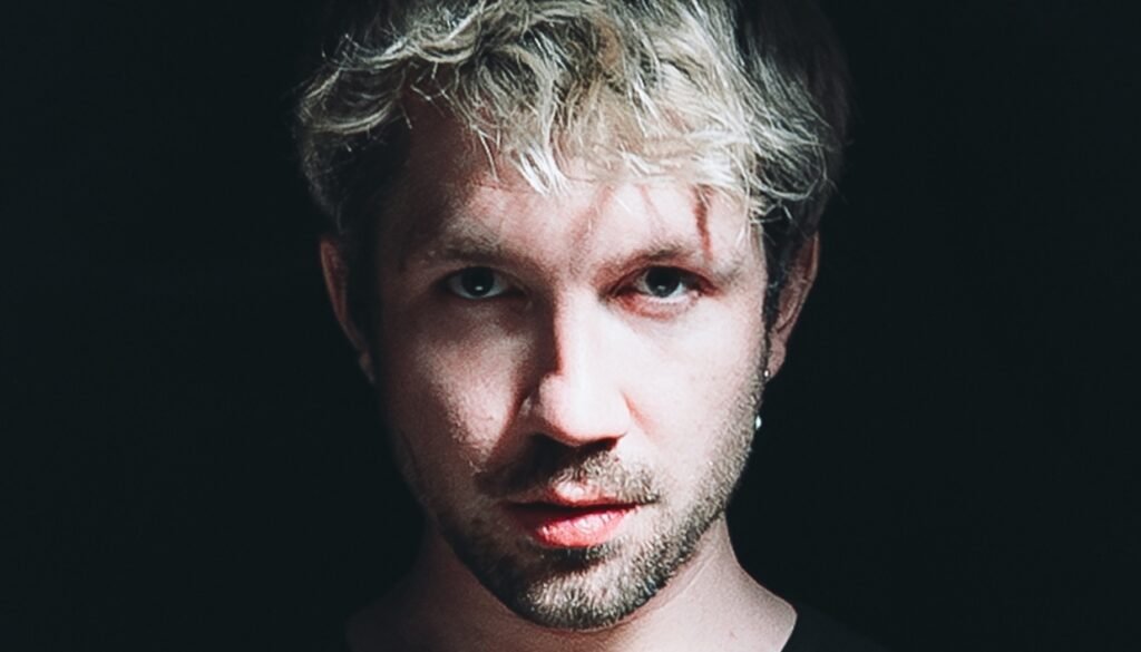 How Felix Raphael uses Raum to shape emotional live sets