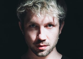 How Felix Raphael uses Raum to shape emotional live sets