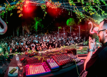 Iglesias explains using Traktor to bring “Chula” to life