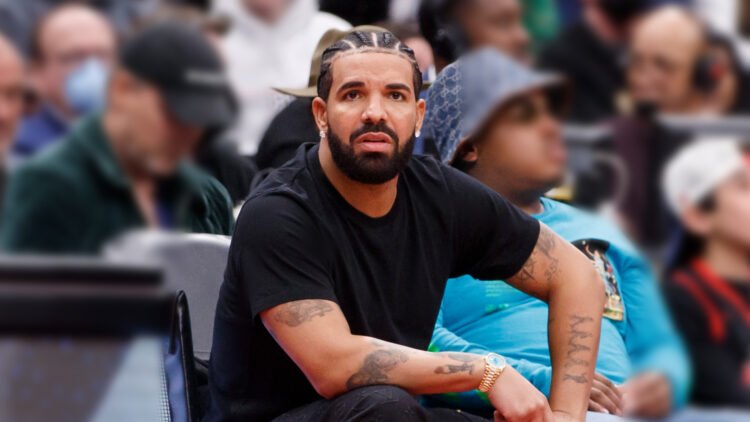 Drake’s Spotify Success Boosted By Bots, New Lawsuit Claims Drake’s Spotify Success Boosted By Bots, New Lawsuit Claims
