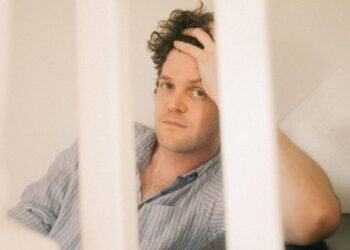 Wingtip details using Kontakt and The Grandeur on Luckyman