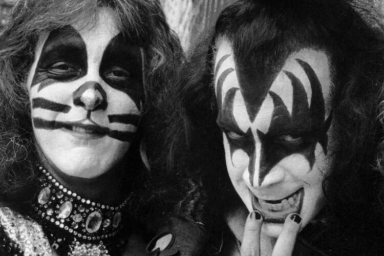 Peter Criss Rips Gene Simmons for ‘Ridiculous’ ‘Beth’ Allegations
