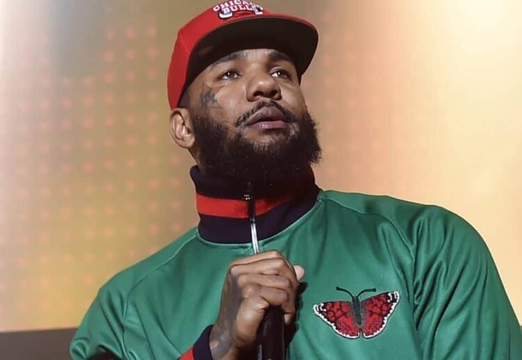 The Game Releases ‘The Credits,’ Feat DJ Drama & Mike & Keys, Adds 12 More Songs To E.M.N.T Mixtape: Listen The Game Releases ‘The Credits,’ Feat DJ Drama & Mike & Keys, Adds 12 More Songs To E.M.N.T Mixtape: Listen