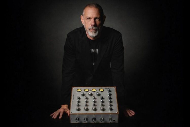 Thievery Corporation’s Eric Hilton Signature Series Rotary Mixer
