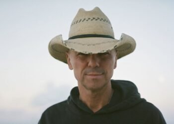 Clint Higham, John Esposito, and Kris Lamb launch Nashville label HEY NOW Records; Kenny Chesney is first signing