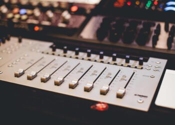 Selling Your Own Stock Music: A Simple 7 Step Guide