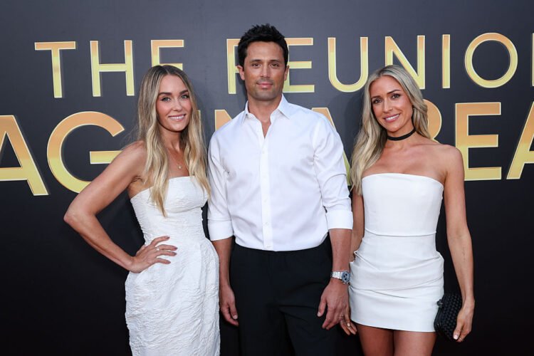 ‘Laguna Beach’ Cast Do Viral JENNIE ‘Dracula’ TikTok Trend