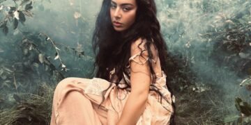 Charli xcx Team Clarifies Sky Ferreira Wuthering Heights Credit Claim