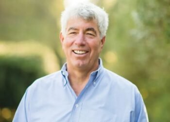 T.J. Martell Foundation to honor Red Light Management founder Coran Capshaw with Lifetime Music Industry Award