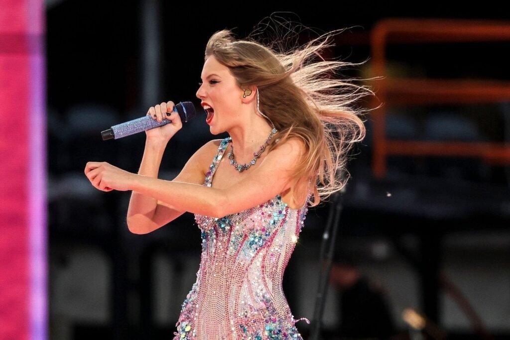 Taylor Swift moves to dismiss ‘Showgirl’ trademark lawsuit, calling it a bid to ‘generate publicity’ Taylor Swift moves to dismiss ‘Showgirl’ trademark lawsuit, calling it a bid to ‘generate publicity’