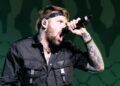 Beartooth's Caleb Shomo Comes Out as a 'Proudly Gay Man' Beartooth’s Caleb Shomo Comes Out as a ‘Proudly Gay Man’