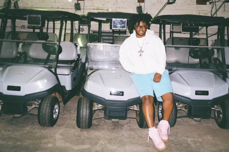 NEXT: BBYKOBE is Taking the Bitter with the Sweet on His Road to Stardom NEXT: BBYKOBE is Taking the Bitter with the Sweet on His Road to Stardom