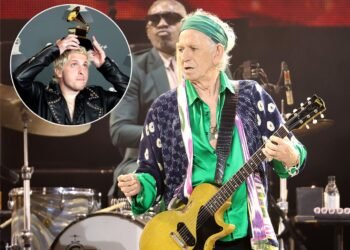 The Rolling Stones’ Keith Richards praises producer Andrew Watt: “He knows his stuff musically and technically”