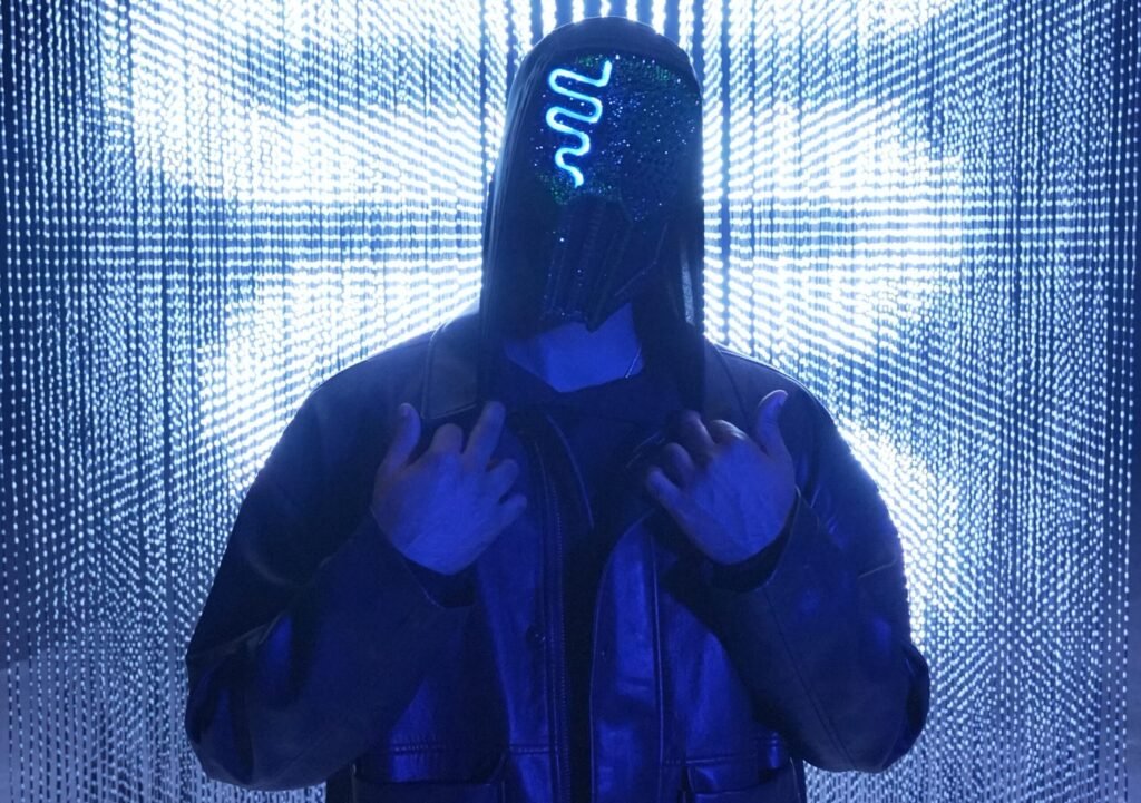 LISTEN: Sickick Reimagines Viral South Asian Hit “Pal Pal” With Cinematic Official Remix LISTEN: Sickick Reimagines Viral South Asian Hit “Pal Pal” With Cinematic Official Remix