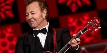 Stray Cats Kick Off 2026 Tour in Las Vegas: Set List and Video