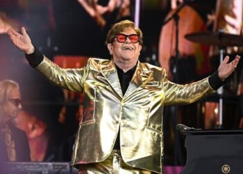 Elton John Planning Las Vegas Hologram Residency (Report)
