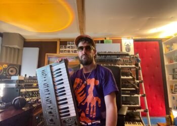 Danalogue uses vintage synths to create alien ensembles