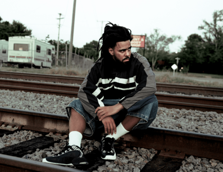 J. Cole Gives Cleveland One Of His Most Vulnerable Performances From The Fall-Off Tour J. Cole Gives Cleveland One Of His Most Vulnerable Performances From The Fall-Off Tour
