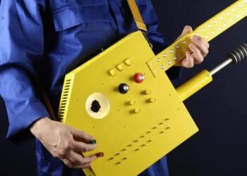 Into Space Music? Then You’ll Want The Extraterrestrial Guitar Thing